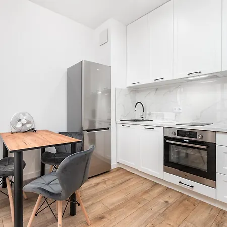 Wynalazek 3 By Homeprime Apartmán Varšava