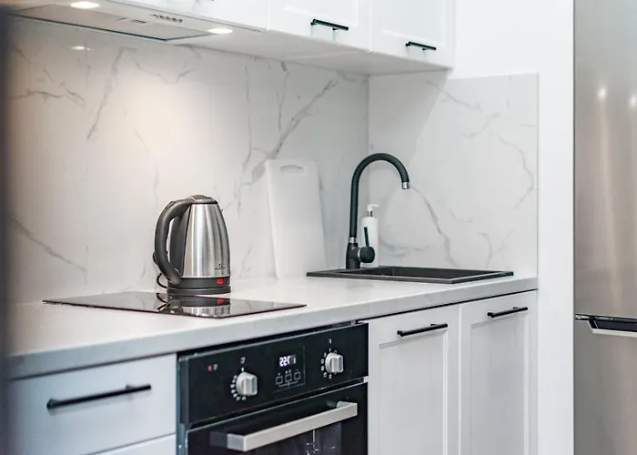 Apartment Wynalazek 3 By Homeprime